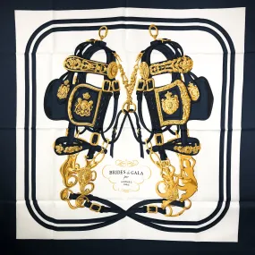 Brides de Gala Hermes Scarf by Hugo Grygkar 90 cm Silk Twill Navy & White