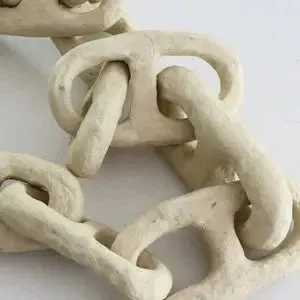 Ivory Chains Decor